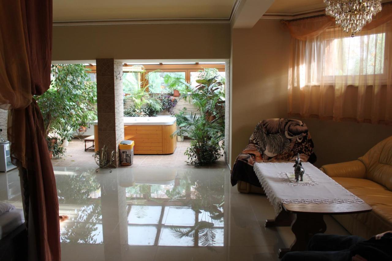 Palac Ogrodowa Tarnowskie Gory Phòng bức ảnh